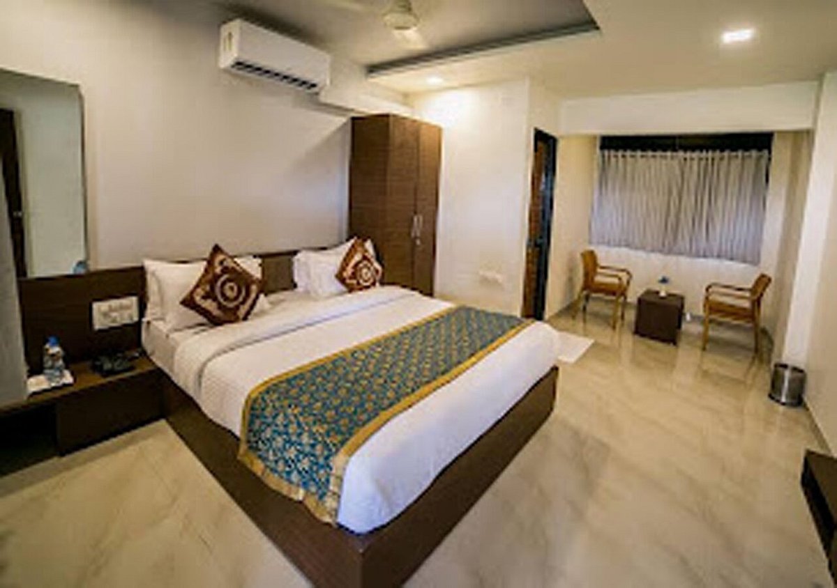 Saanvi Resort Bhavnagar