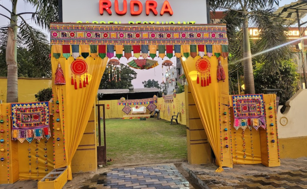 rudra garden restaurant