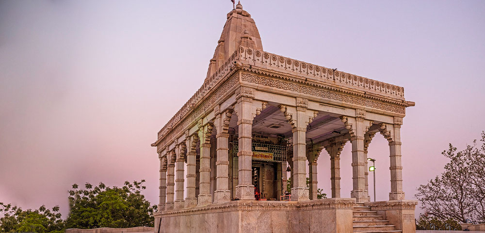 Takhteshwar Temple