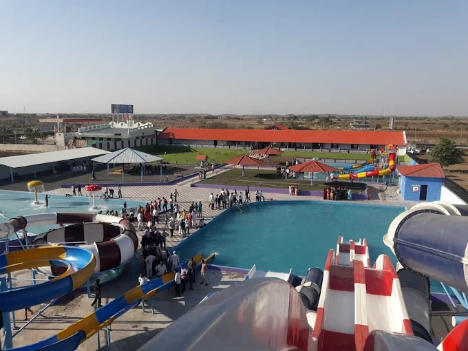 Dolly water park