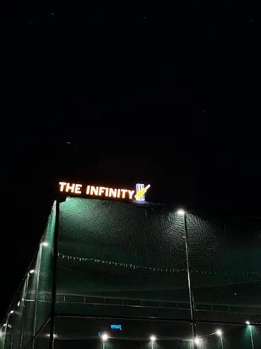 The Infinity Box Cricket