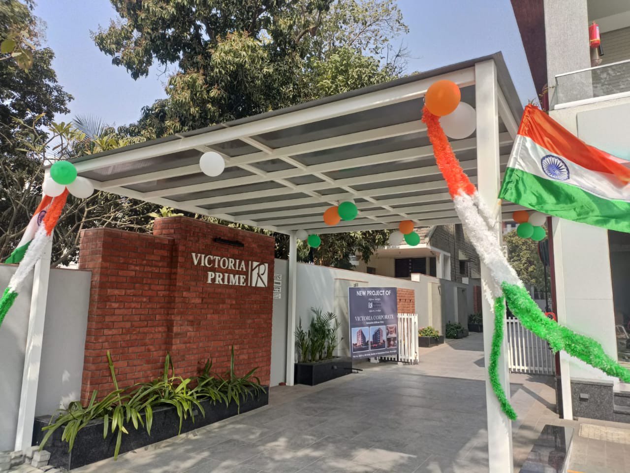 Victoria Prime Commercial Building in Kaliyabid Bhavnagar