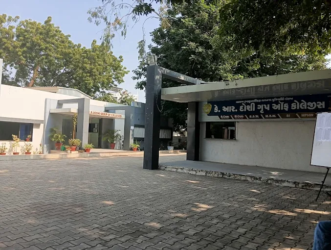 KR doshi college