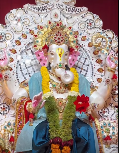 Divdi Chowk Ganpati idol at Rupani Circle Bhavnagar
