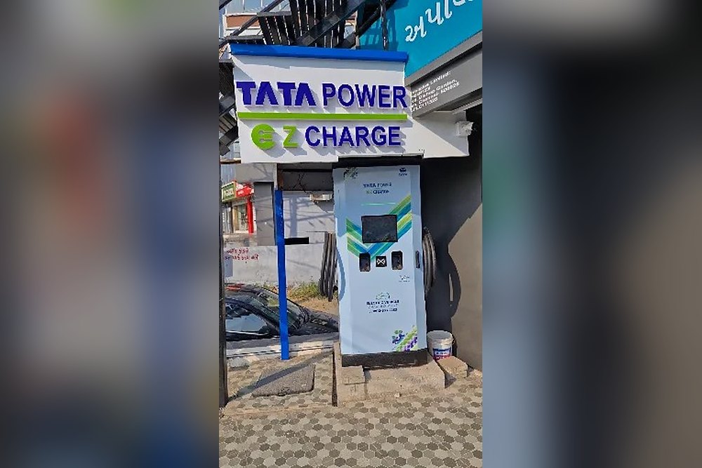 Tata Power EZ Charge EV charger at Kaliyabid near Apollo Pharmacy